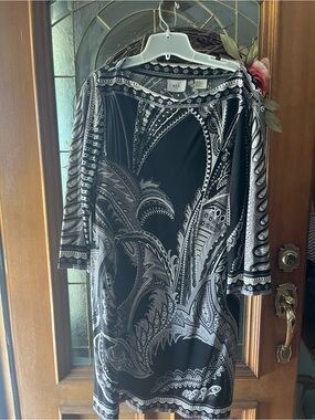 ECI Black and White Paisley Print dress